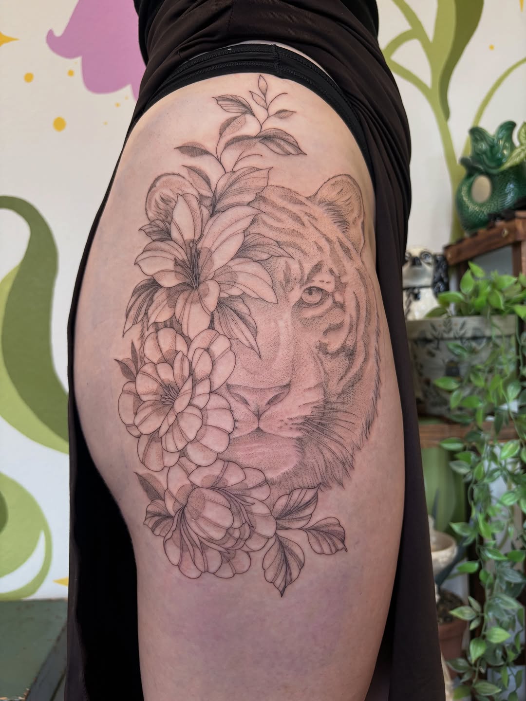 Tattoo by @amberloutattoo โ fine_line, realism