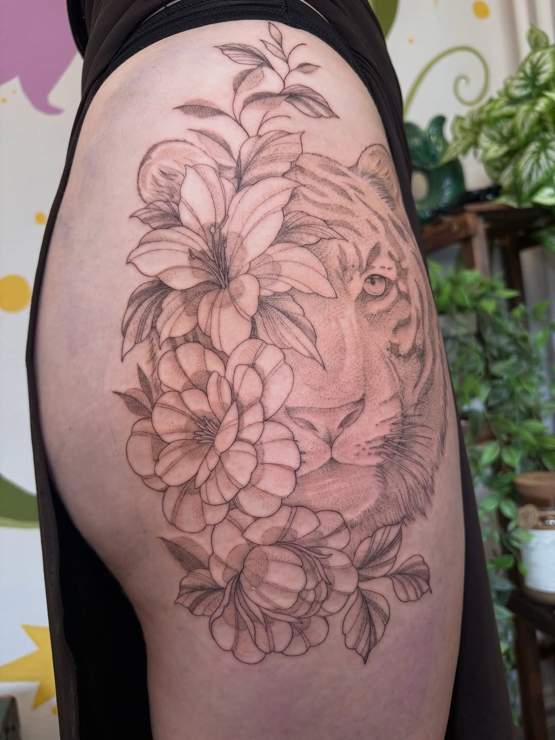 Tattoo by @amberloutattoo โ realism, black_and_grey