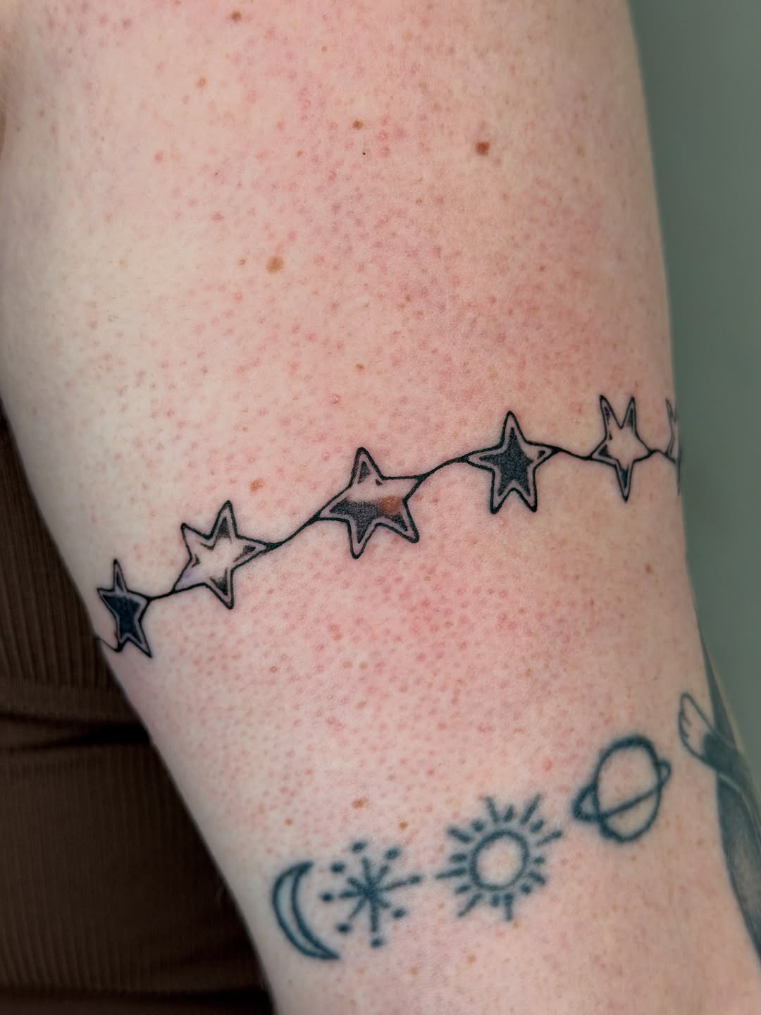 Tattoo by @artby_avarose — fine_line, minimalist