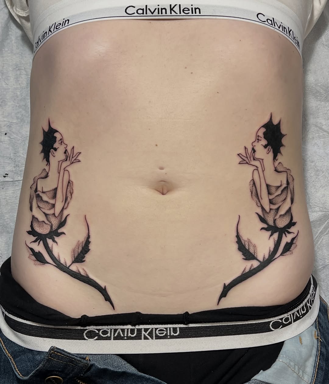 Tattoo by @lre_ink — illustrative, blackwork