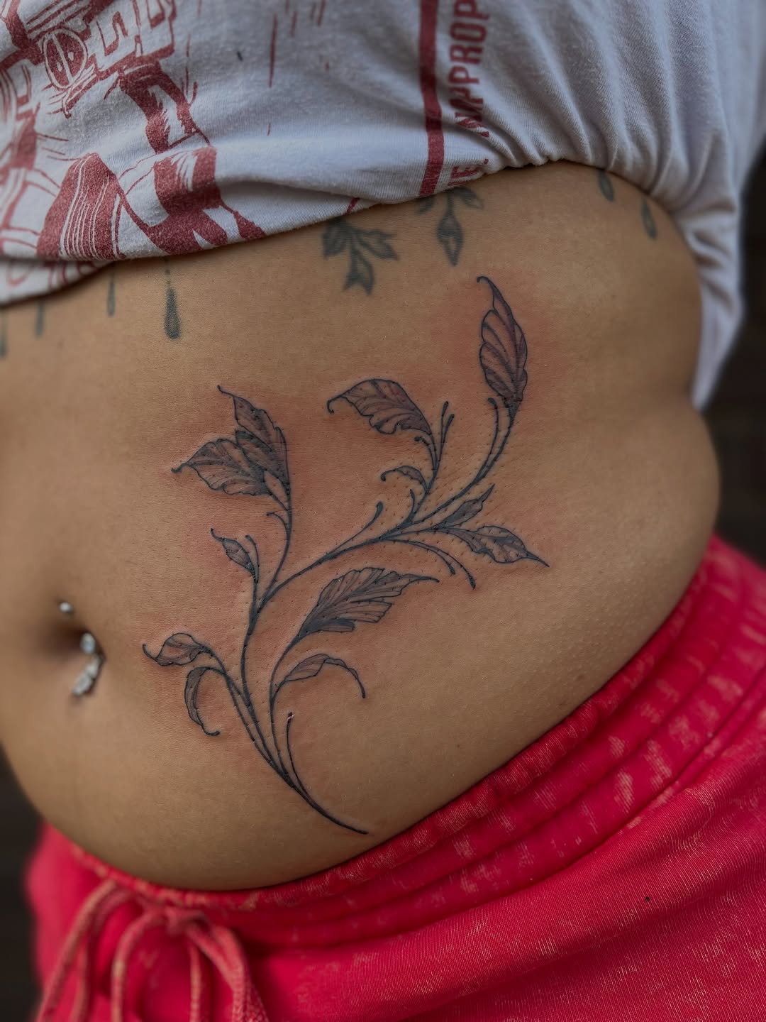 Tattoo by @lilriss.tattoos β fine_line, illustrative