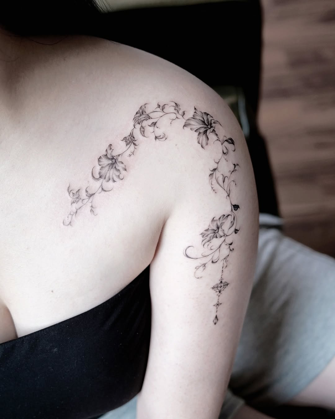Tattoo by @aebak_tattoo — fine_line, ornamental