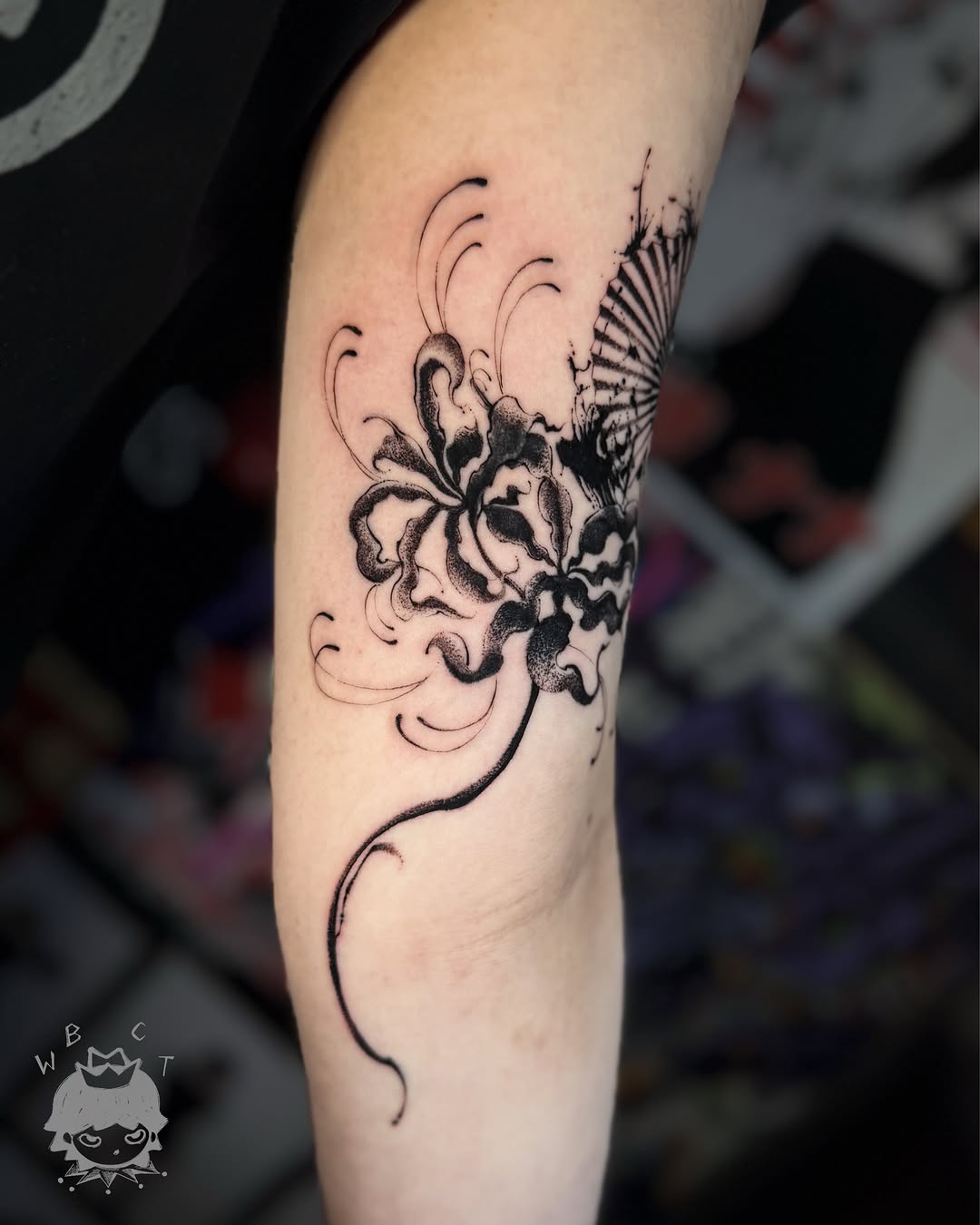 Tattoo by @wedbecutetattooed — blackwork, illustrative