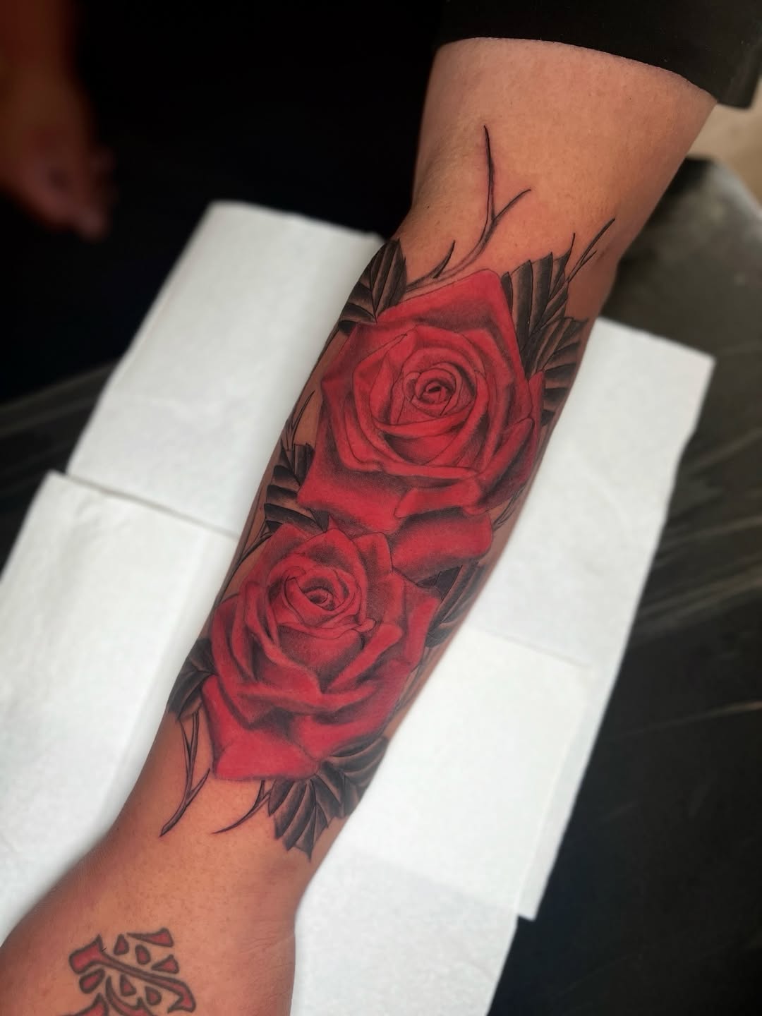 Tattoo by @rachelsolidarios β realism, black_and_grey