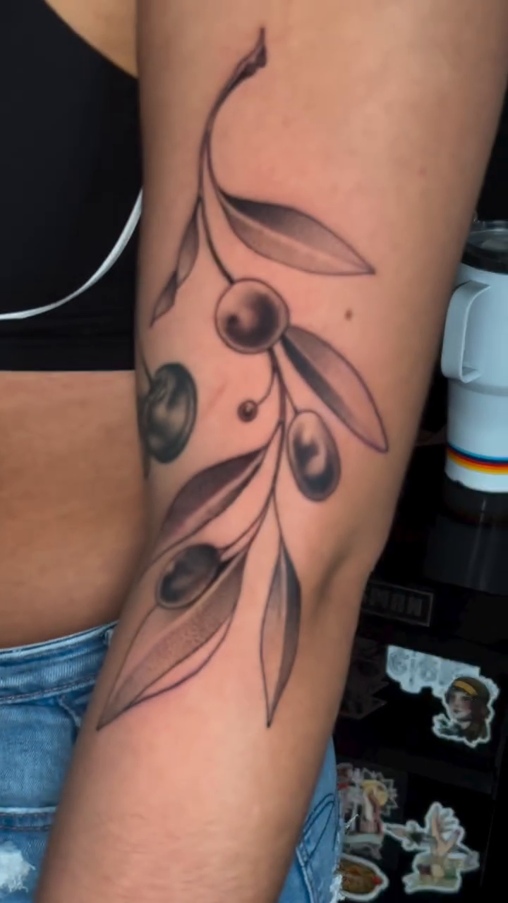 Tattoo by @mad_s_ink — fine_line, black_and_grey