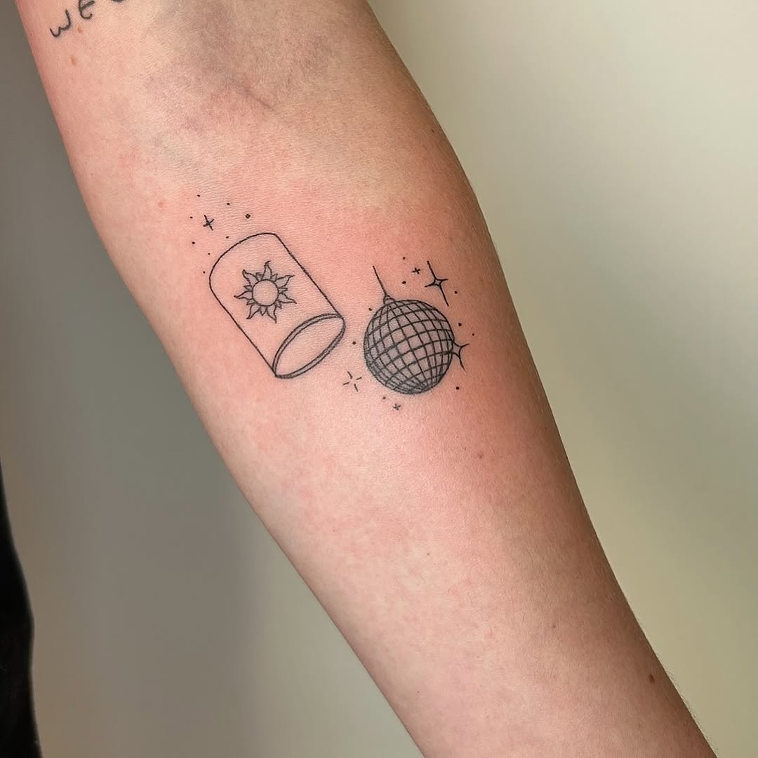Tattoo by @fivi_lu — fine_line