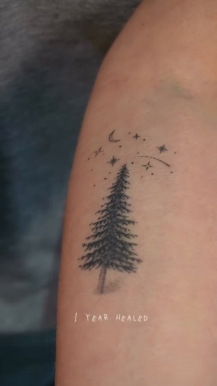 Tattoo by @elsietattoo — fine_line