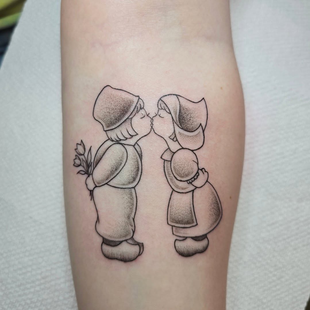 Tattoo by @molly.tattoos — illustrative