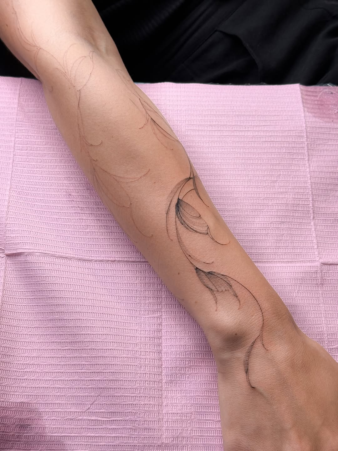 Tattoo by @lasstattoo — fine_line, black_and_grey