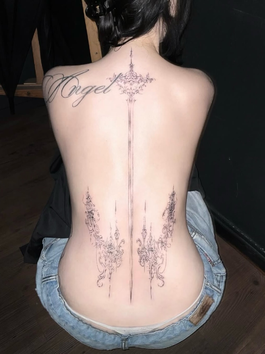 Tattoo by @bibie.ttt — fine_line, ornamental