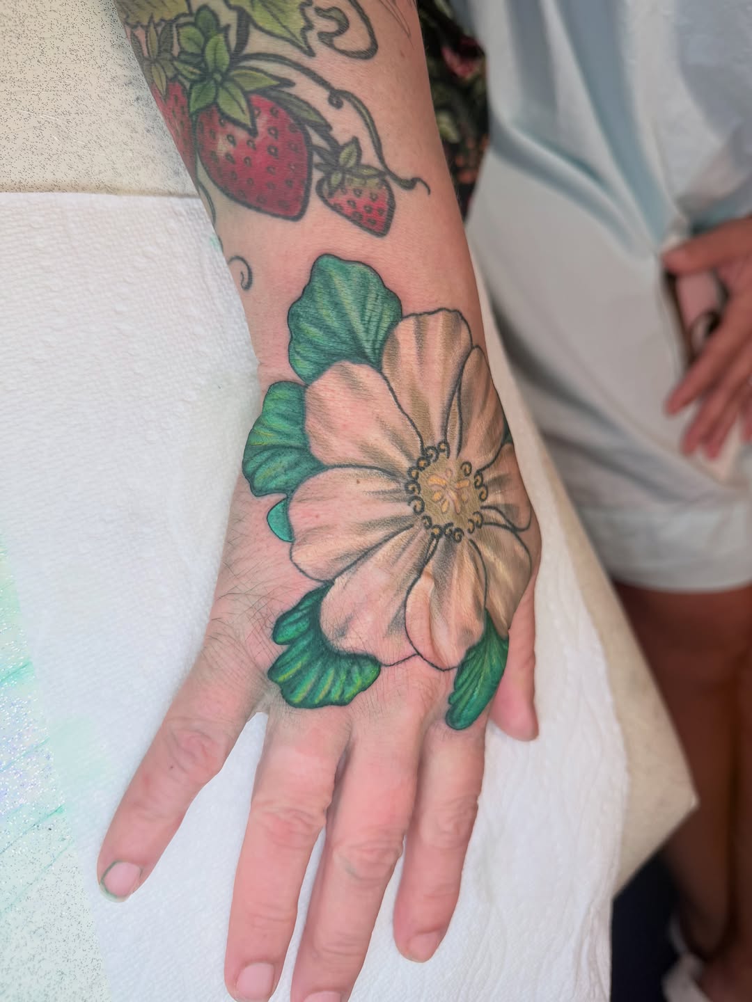Tattoo by @yuri.tattooist — illustrative, realism