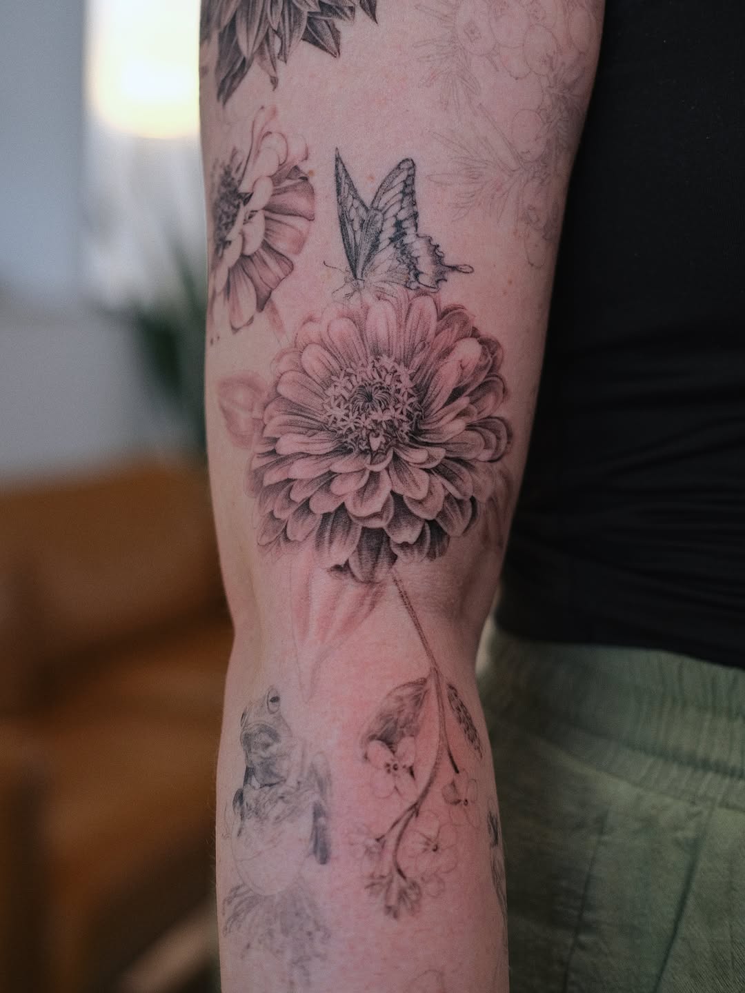 Tattoo by @jieminart — realism, black_and_grey