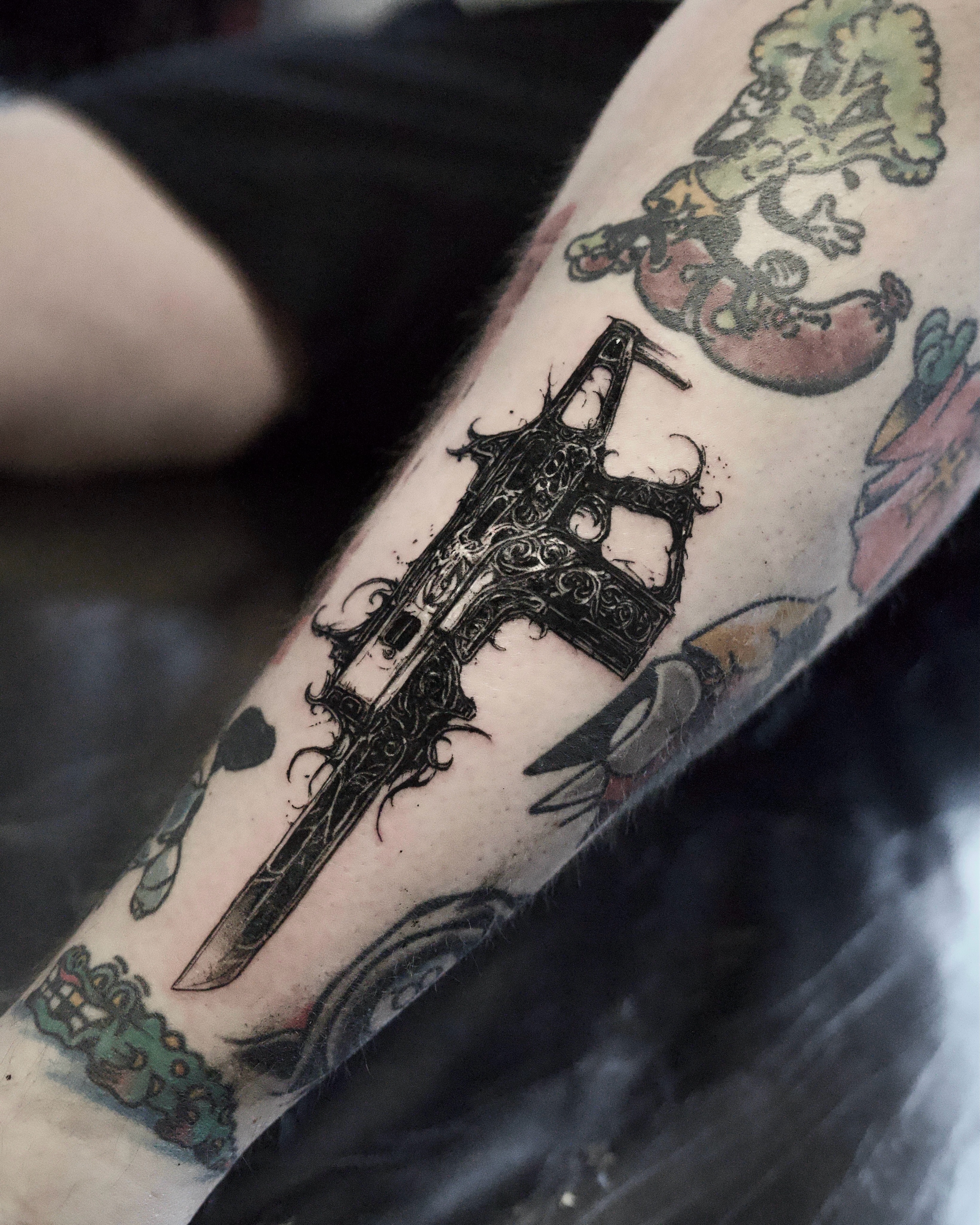 Tattoo by @gun_tattooist — blackwork, ornamental