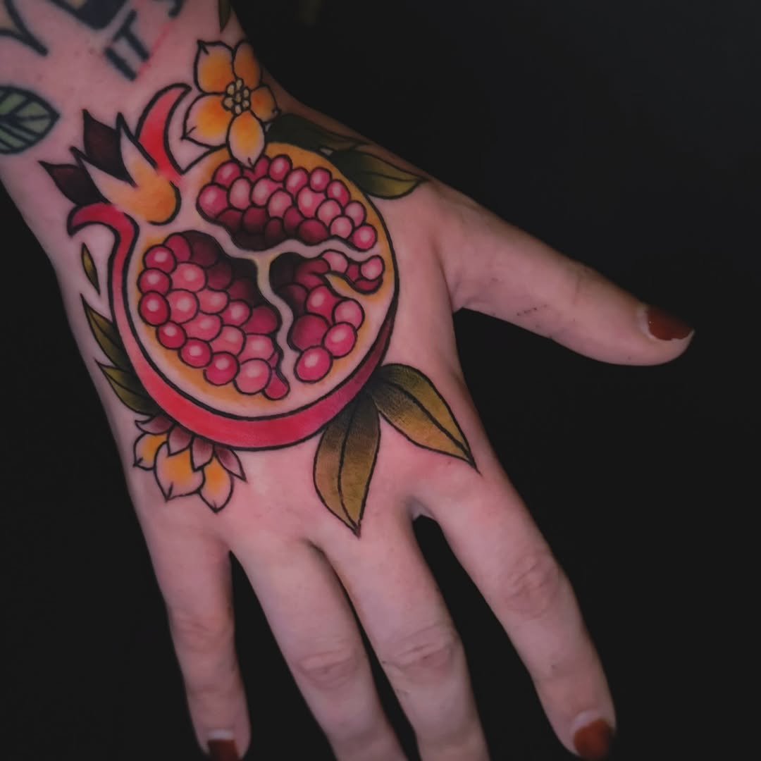 Tattoo by @nikkibeetattoos — american_traditional, illustrative