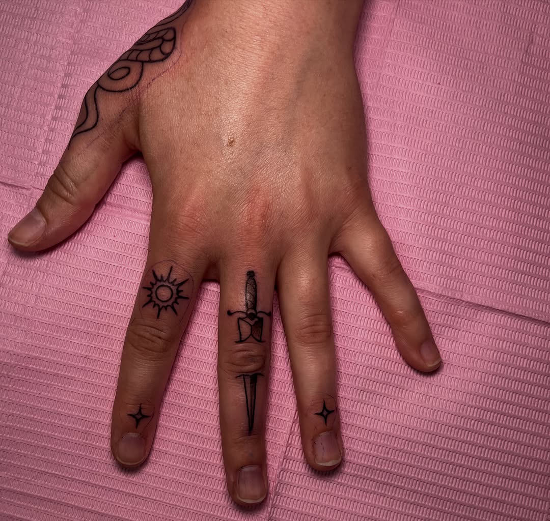 Tattoo by @jellyrat_tatts — fine_line, minimalist