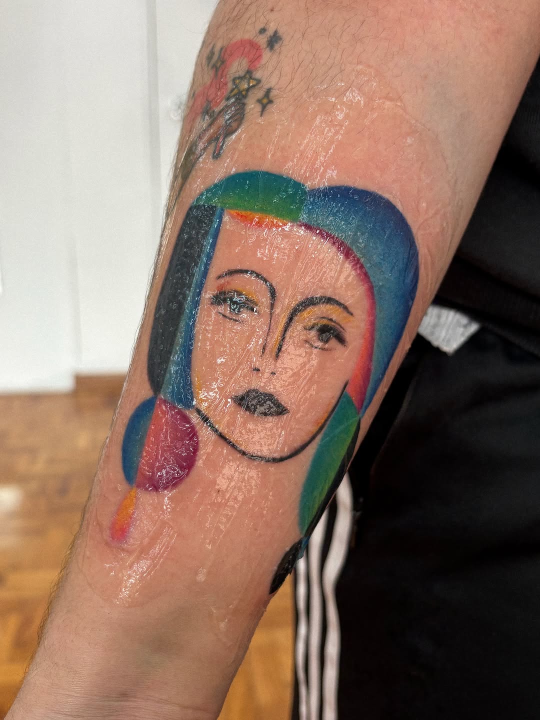 Tattoo by @juliatatua — fine_line, illustrative