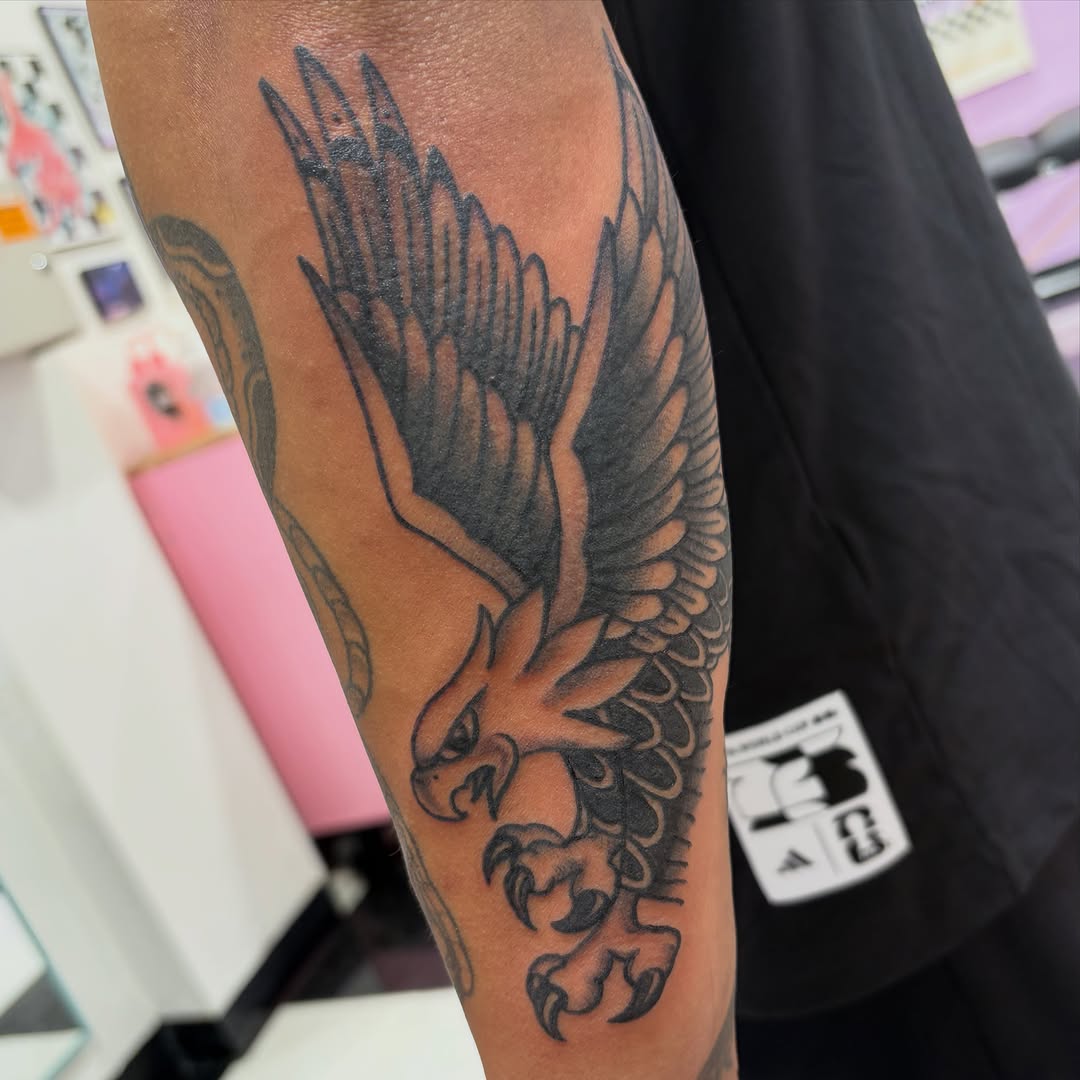 Tattoo by @laurencaldwelltattoo — american_traditional, black_and_grey