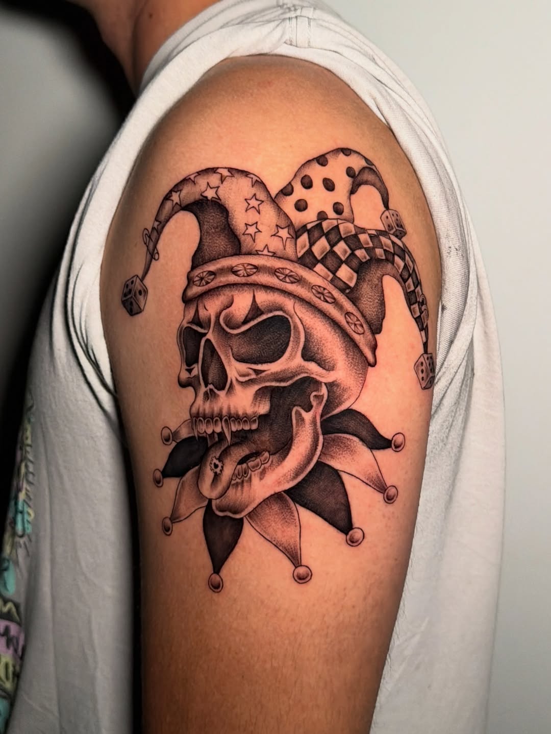 Tattoo by @veranosarttt — black_and_grey, realism