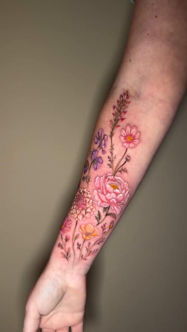 Tattoo by @kate.holly.inks — fine_line, watercolor