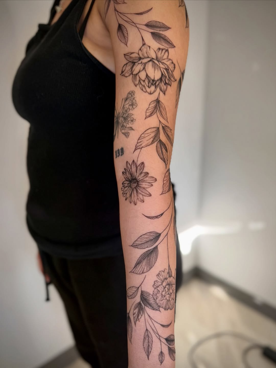 Tattoo by @catgirltattoo — fine_line, black_and_grey