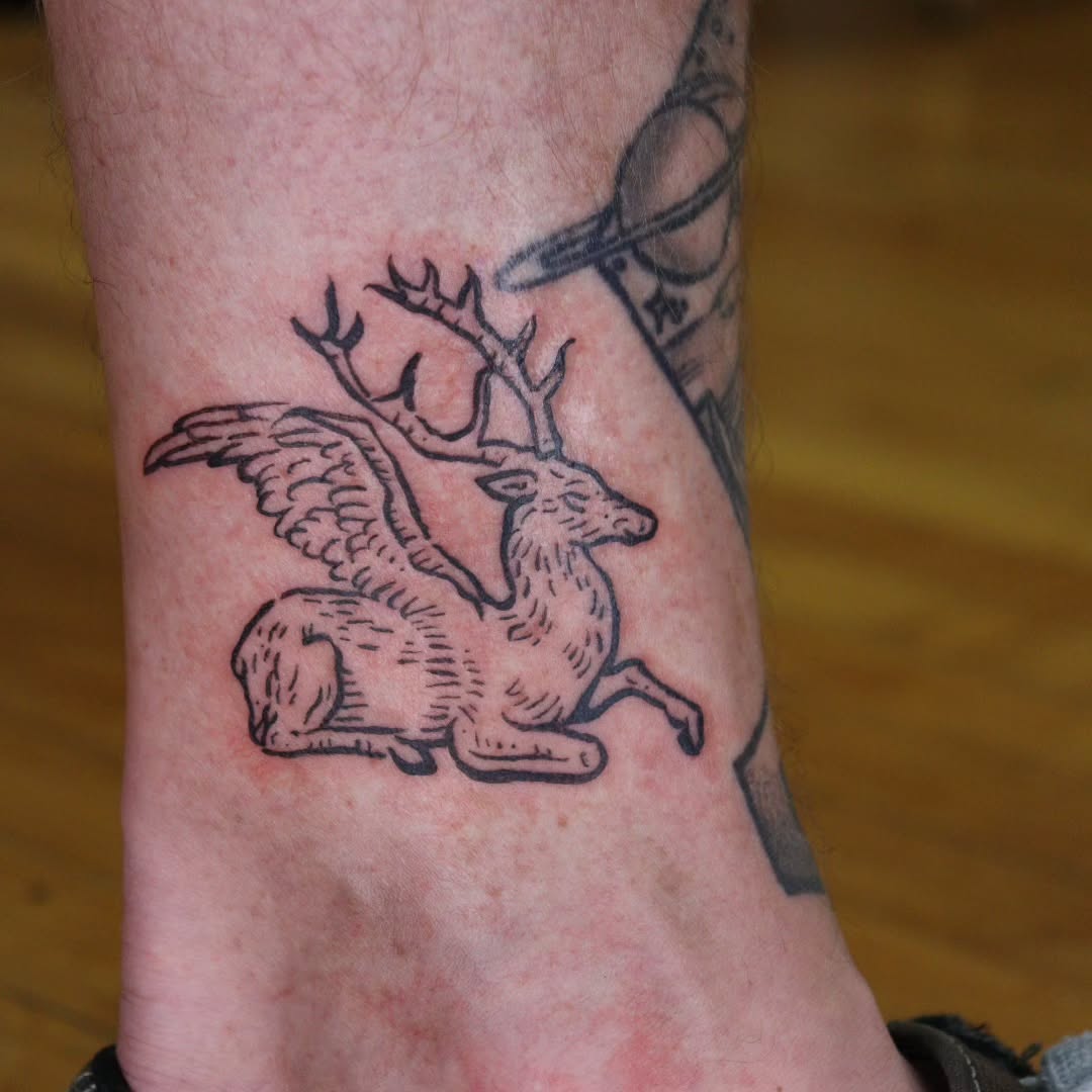 Tattoo by @lipchaktattoo โ illustrative