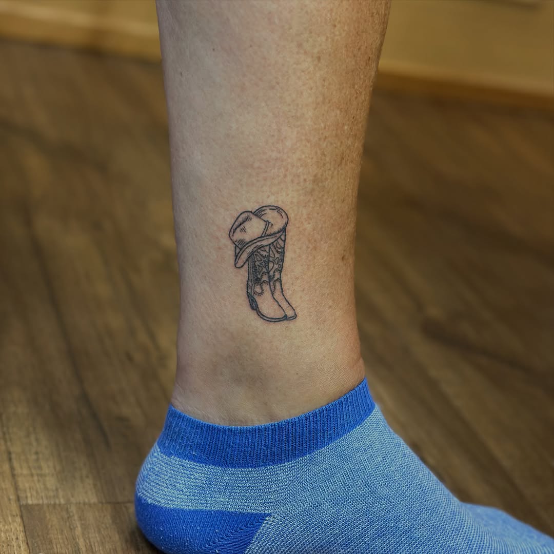 Tattoo by @_readyforink — fine_line
