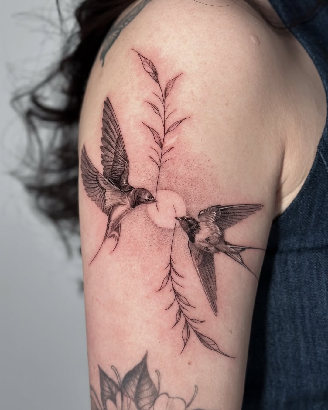 Tattoo by @digo_tattooer โ fine_line, black_and_grey