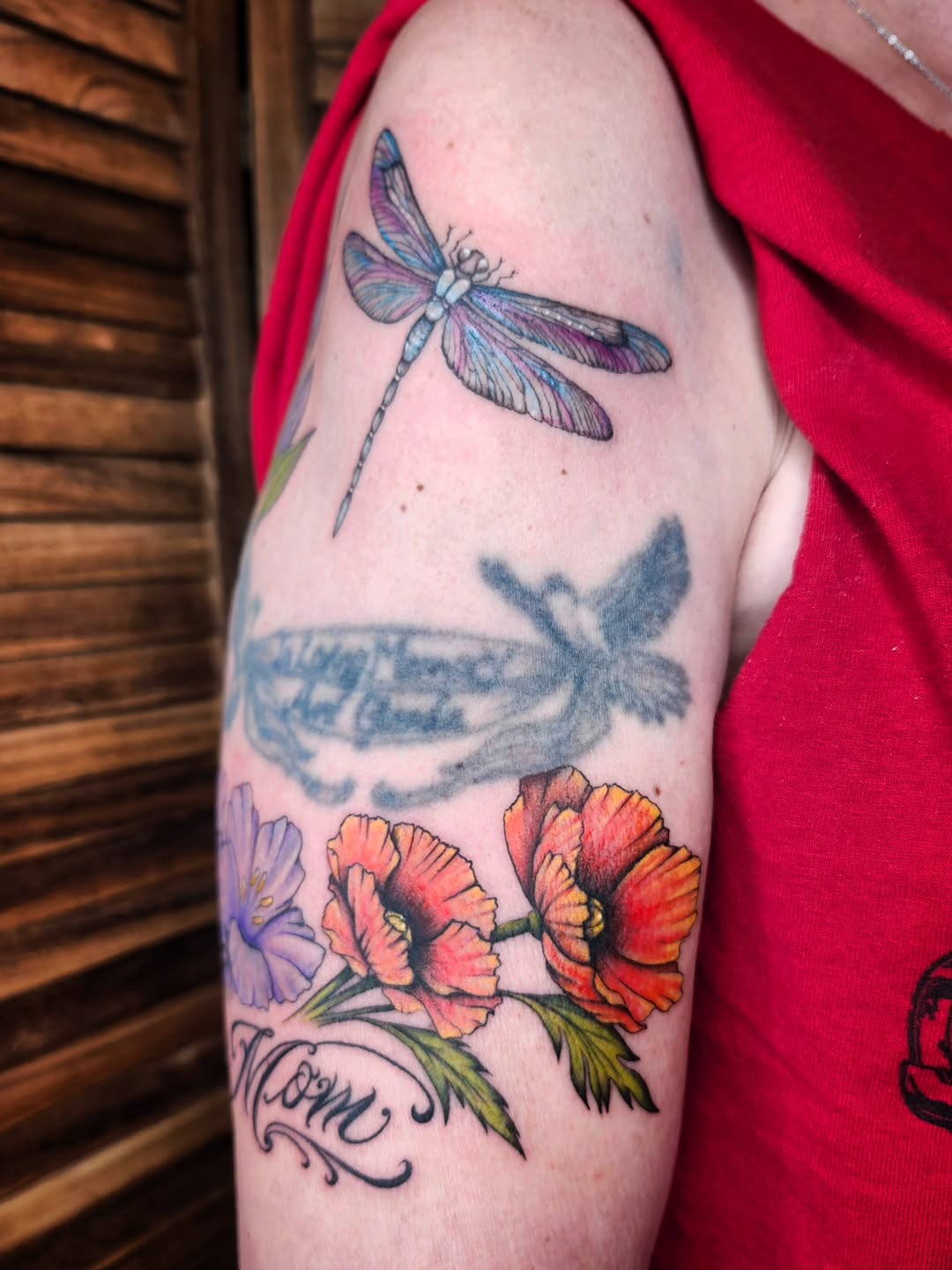 Tattoo by @kz.tattoos — illustrative, realism