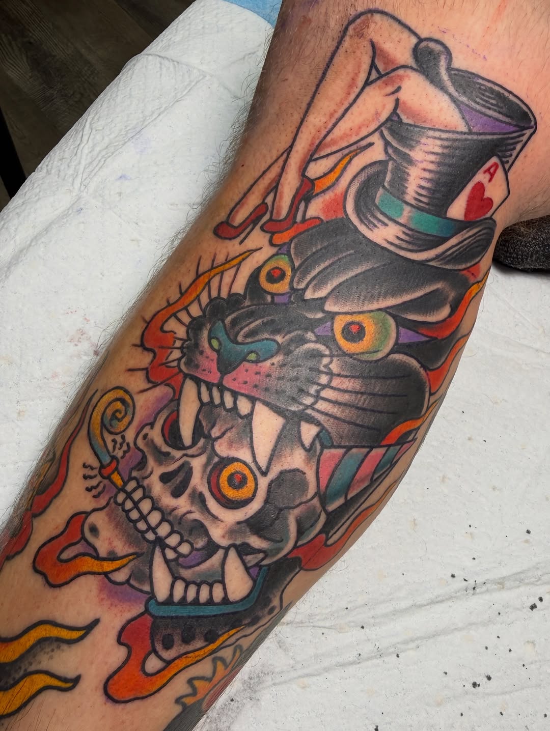 Tattoo by @annettelarulez — american_traditional, neo_traditional