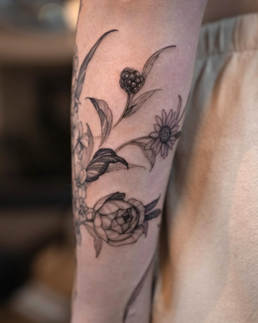 Tattoo by @vanya.ink — fine_line, black_and_grey