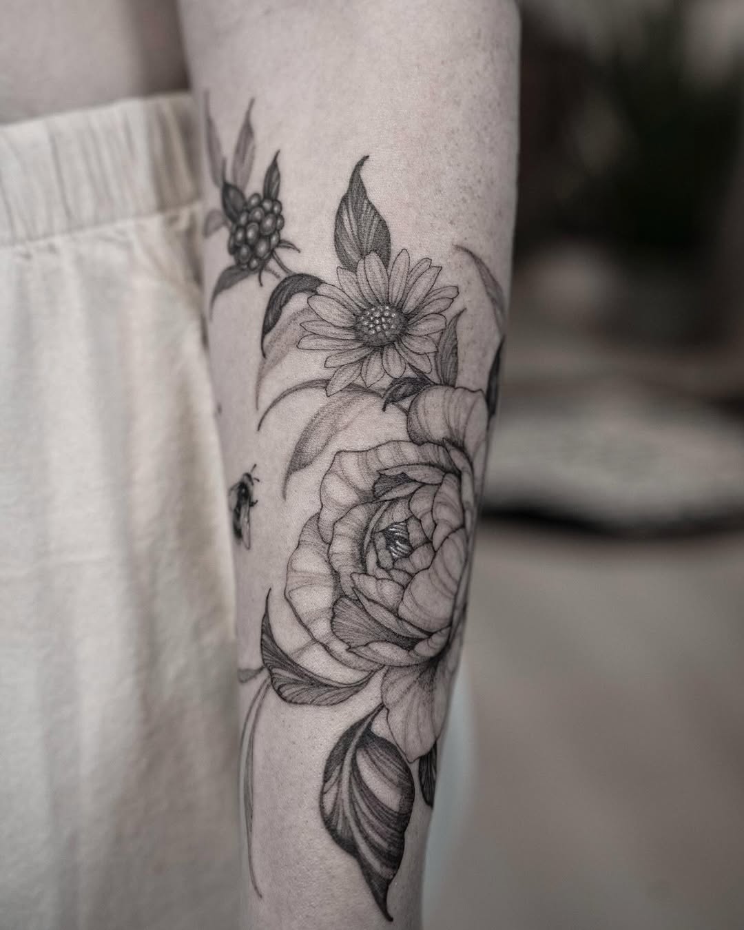 Tattoo by @vanya.ink — fine_line, black_and_grey
