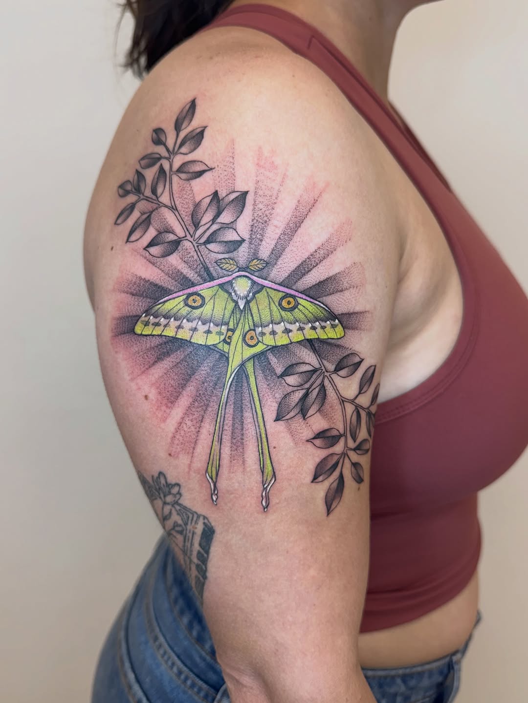 Tattoo by @taracrespitattoos — dotwork, realism
