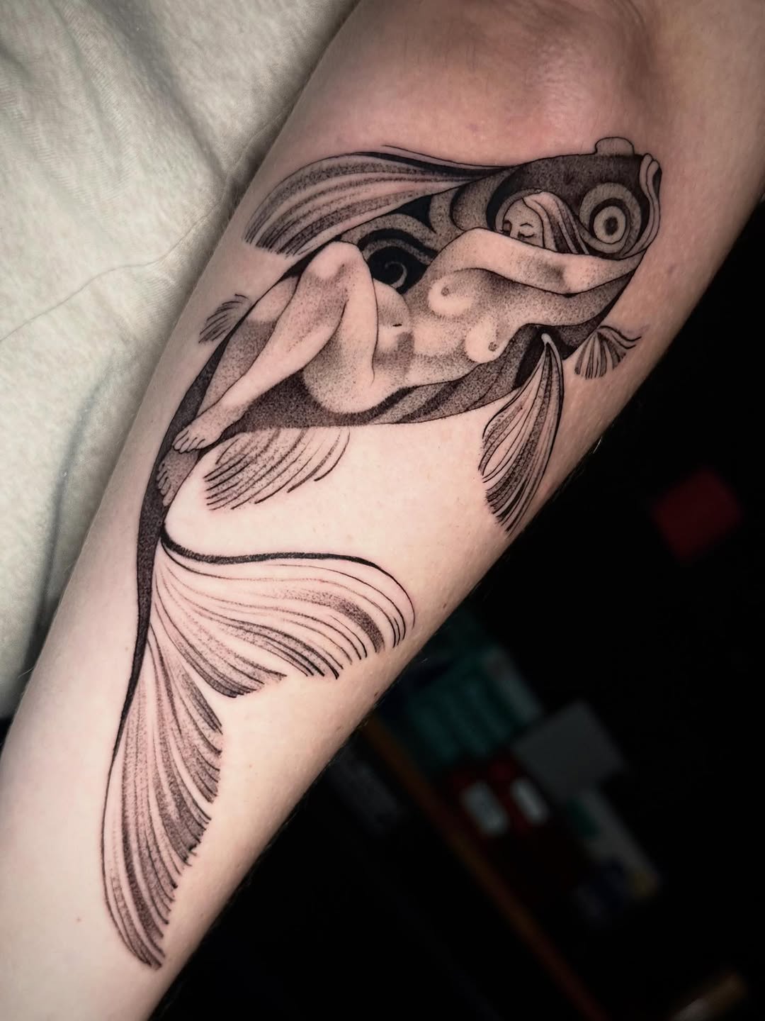 Tattoo by @mad_s_ink — black_and_grey, dotwork
