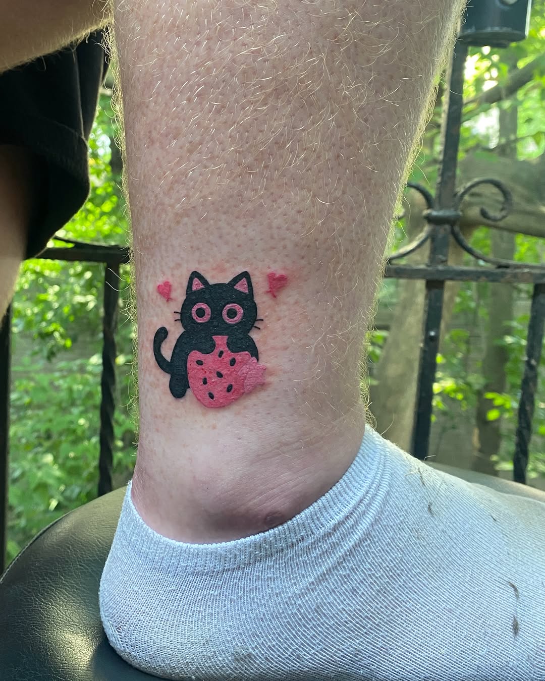 Tattoo by @pinkmayo.ttt โ new_school, ignorant
