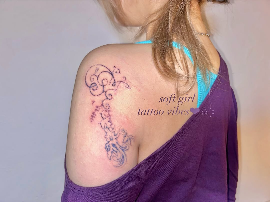 Tattoo by @heobi.tattoo.diary — fine_line, dotwork