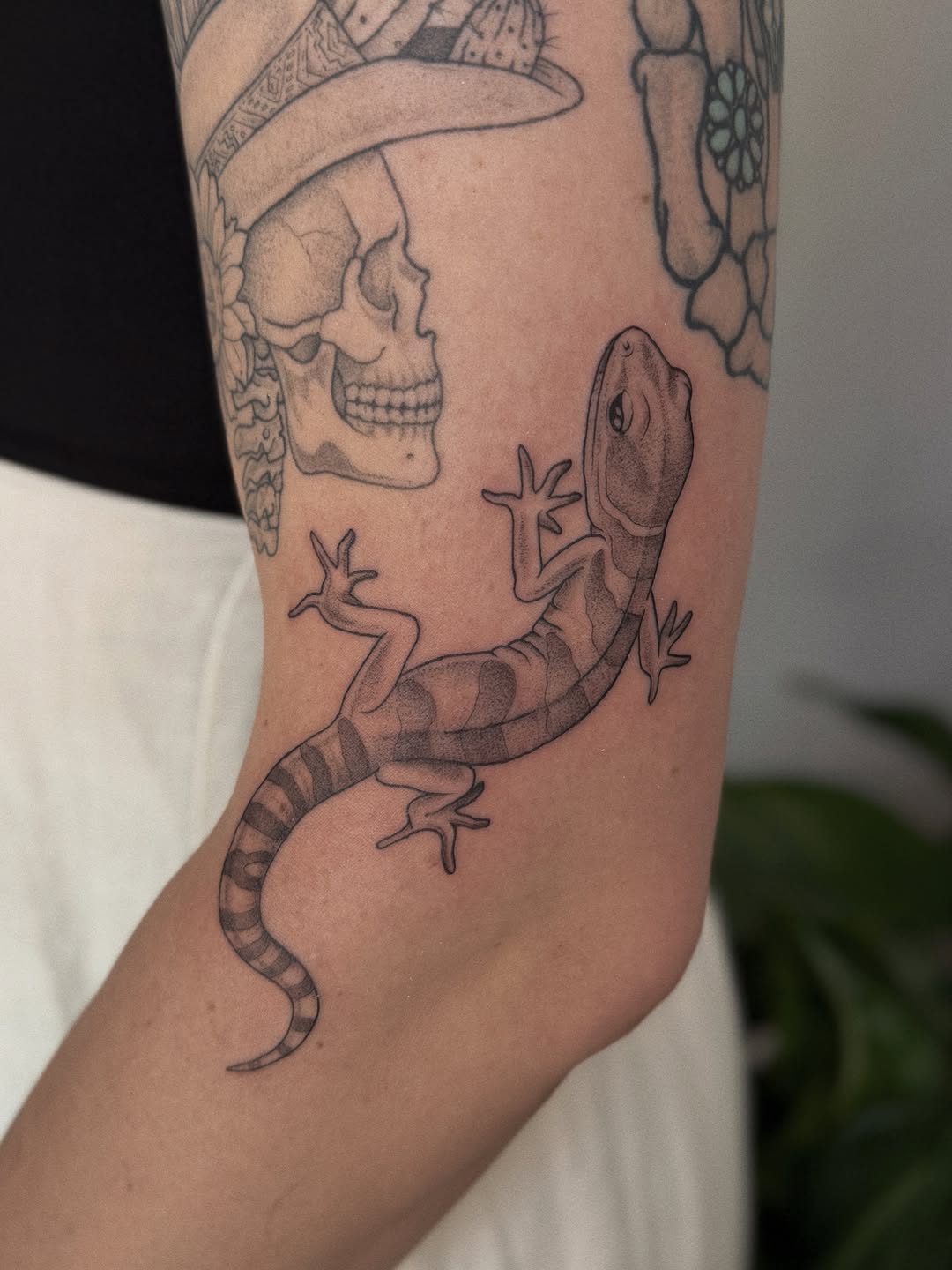 Tattoo by @somberallure — black_and_grey, realism