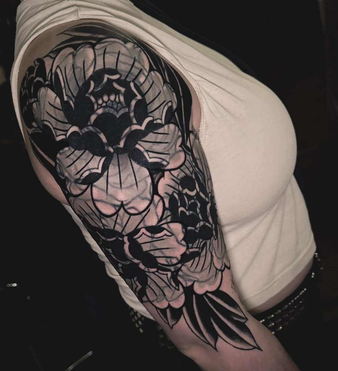 Tattoo by @nikkibeetattoos — japanese_irezumi, black_and_grey