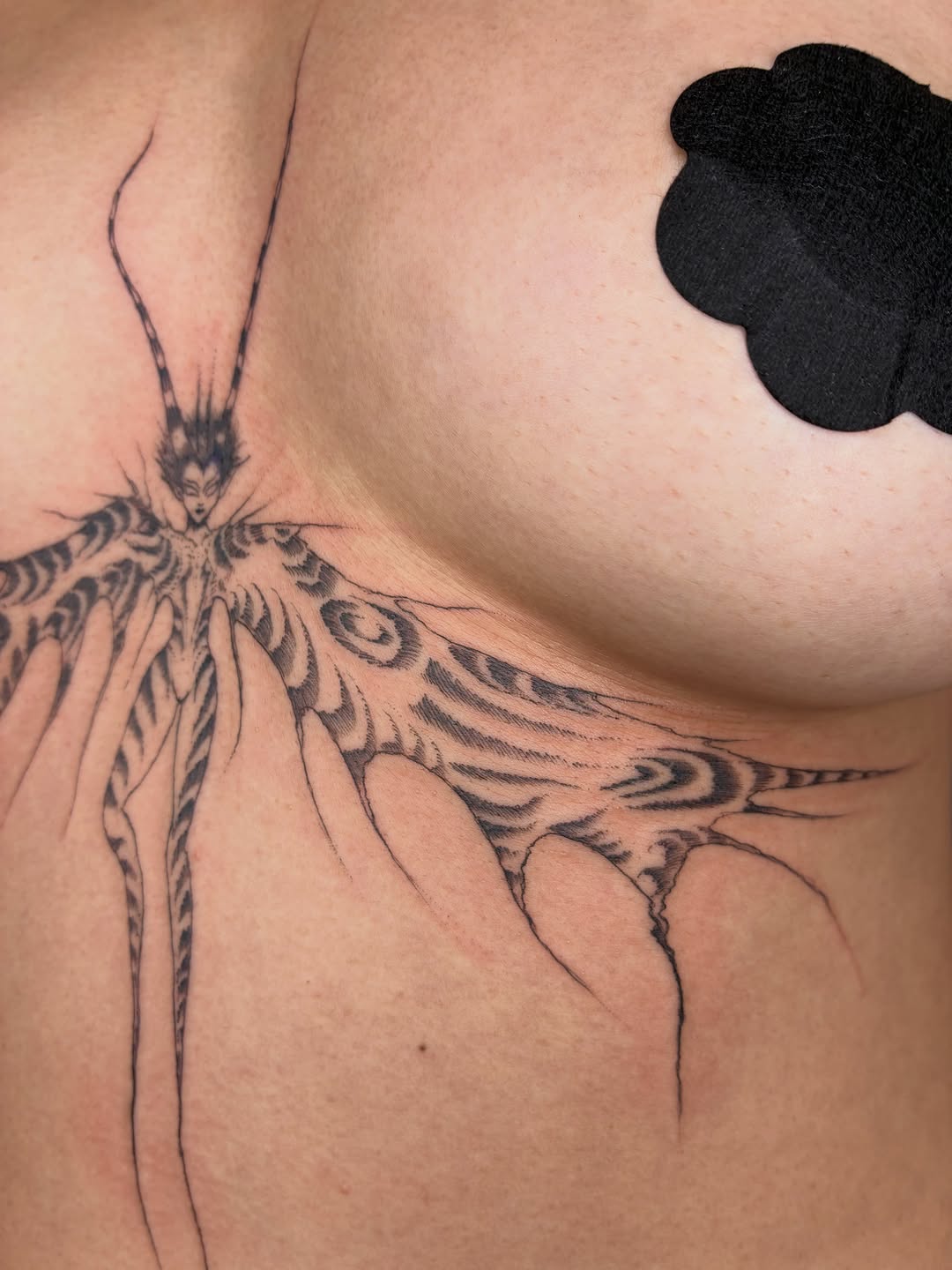Tattoo by @geisha_ocelotl — fine_line, black_and_grey