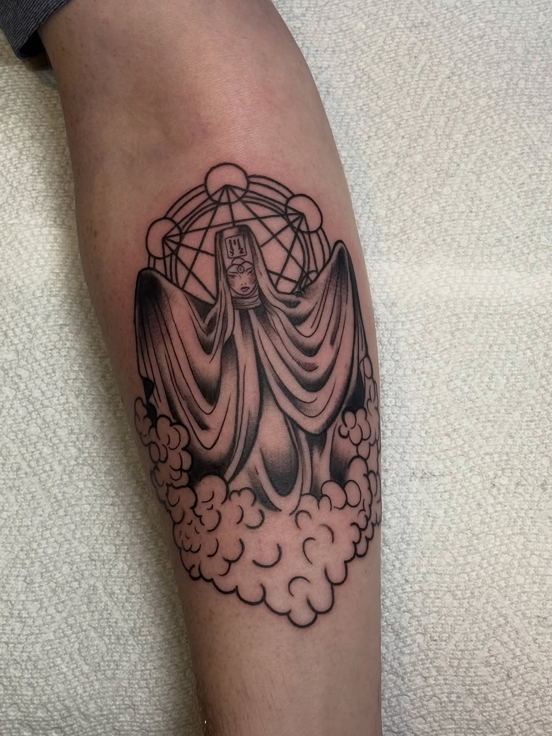 Tattoo by @stabbedbymaddie — black_and_grey, ornamental