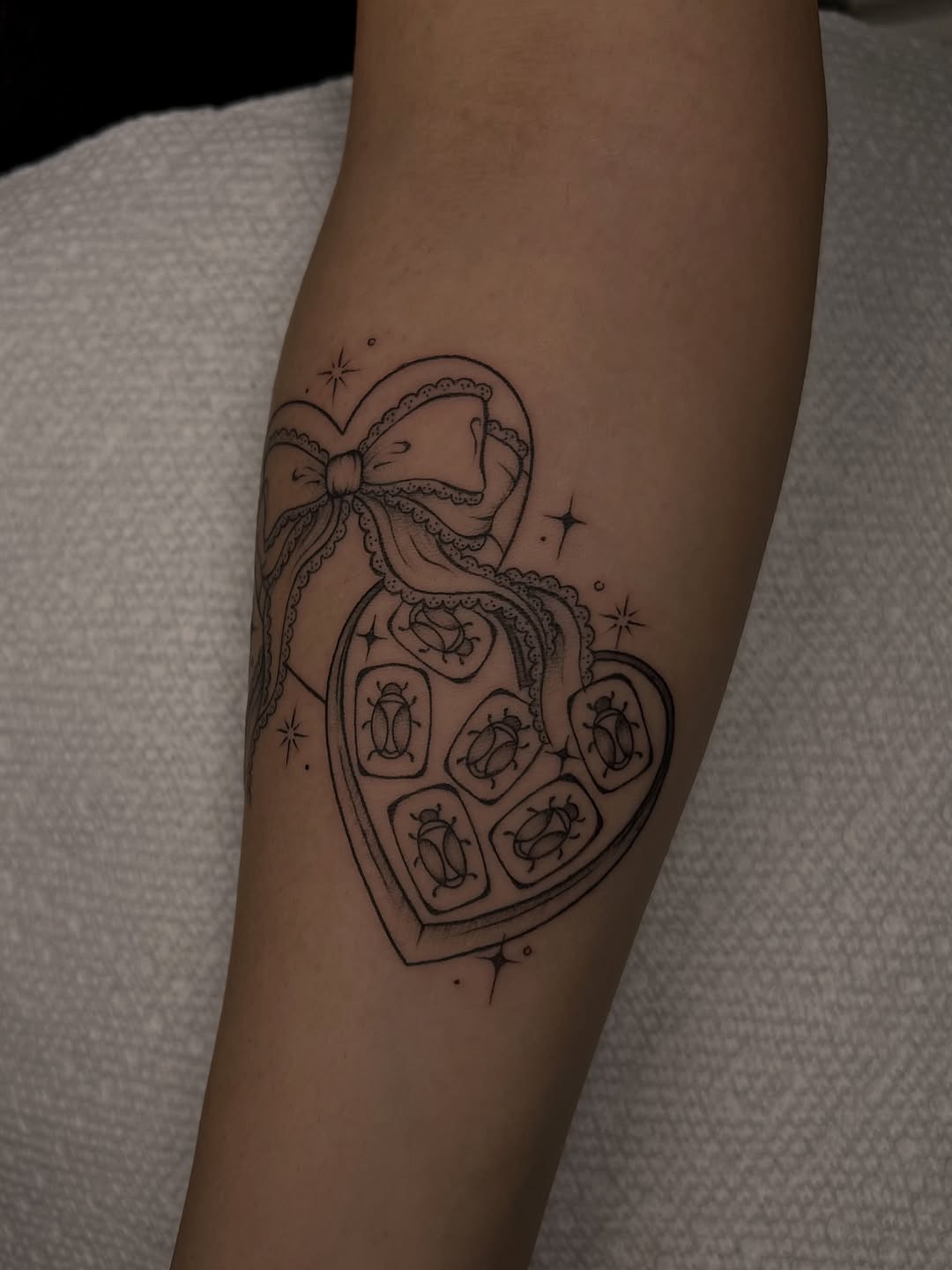 Tattoo by @inkby.isa — fine_line, illustrative
