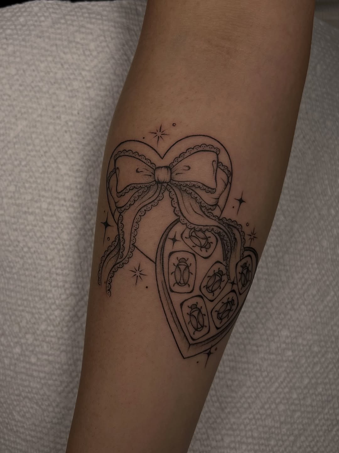 Tattoo by @inkby.isa — fine_line, illustrative
