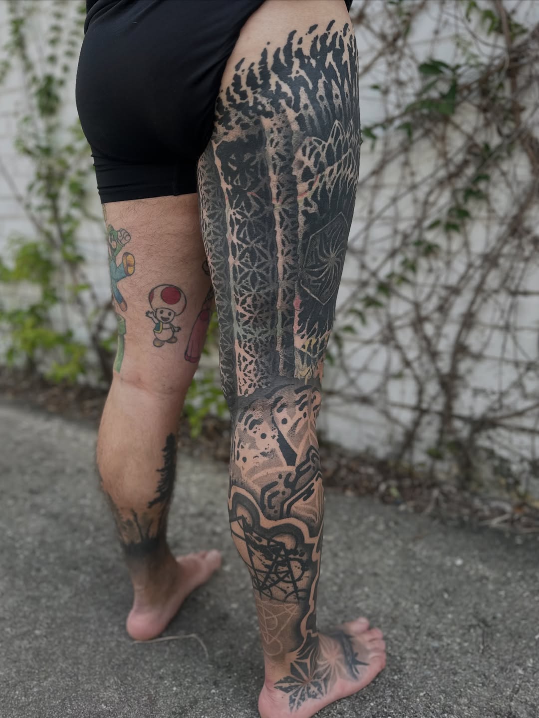Tattoo by @jon.miller.tattoo — blackwork, geometric