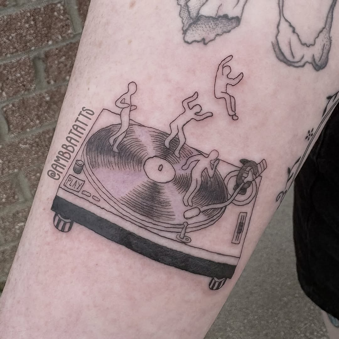 Tattoo by @ambbatatts — illustrative, black_and_grey