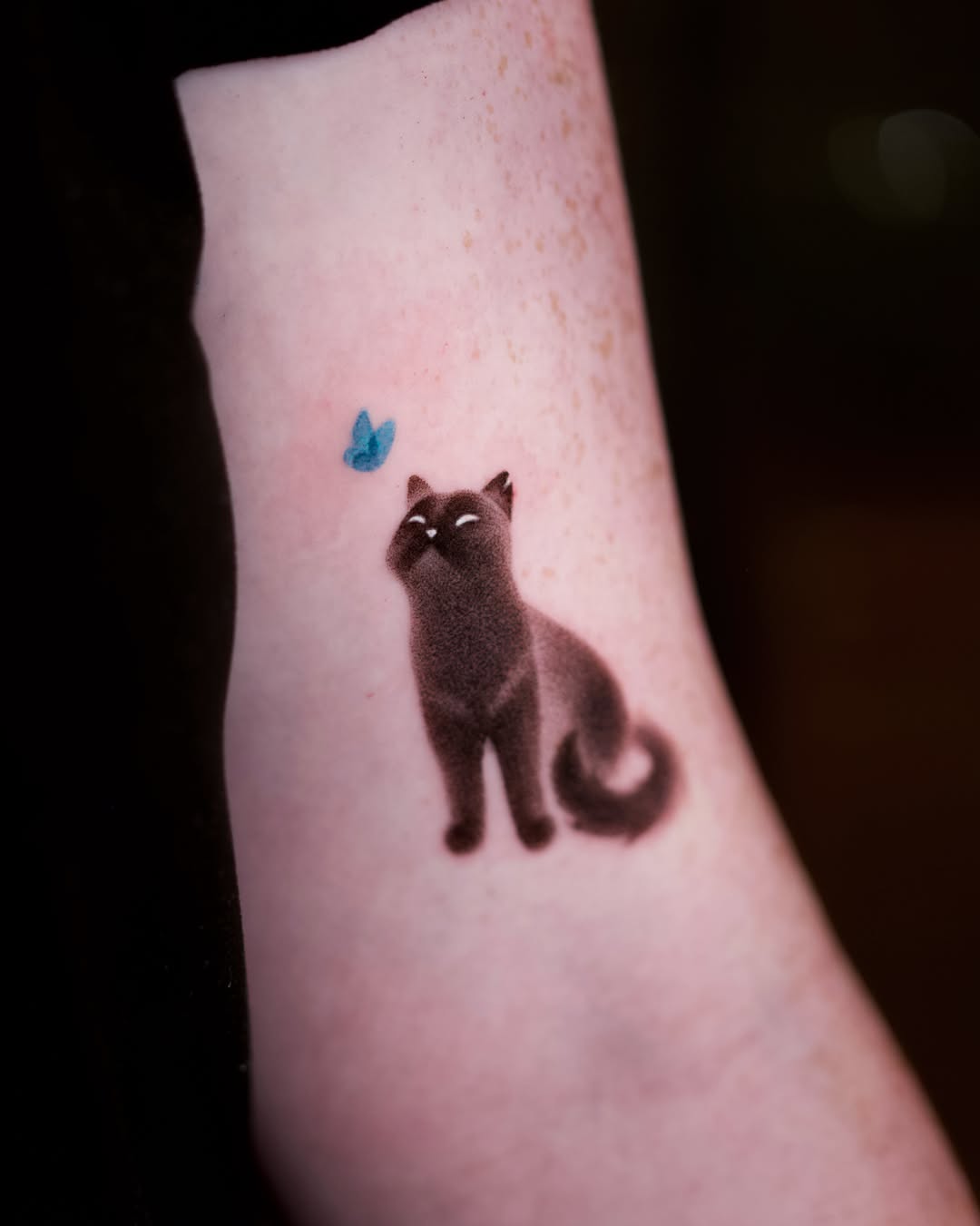 Tattoo by @toki.tattoos โ realism, fine_line