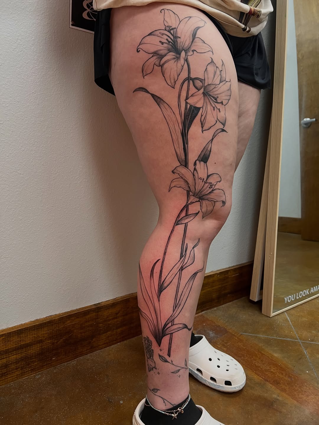 Tattoo by @popkerntattoos โ fine_line, black_and_grey