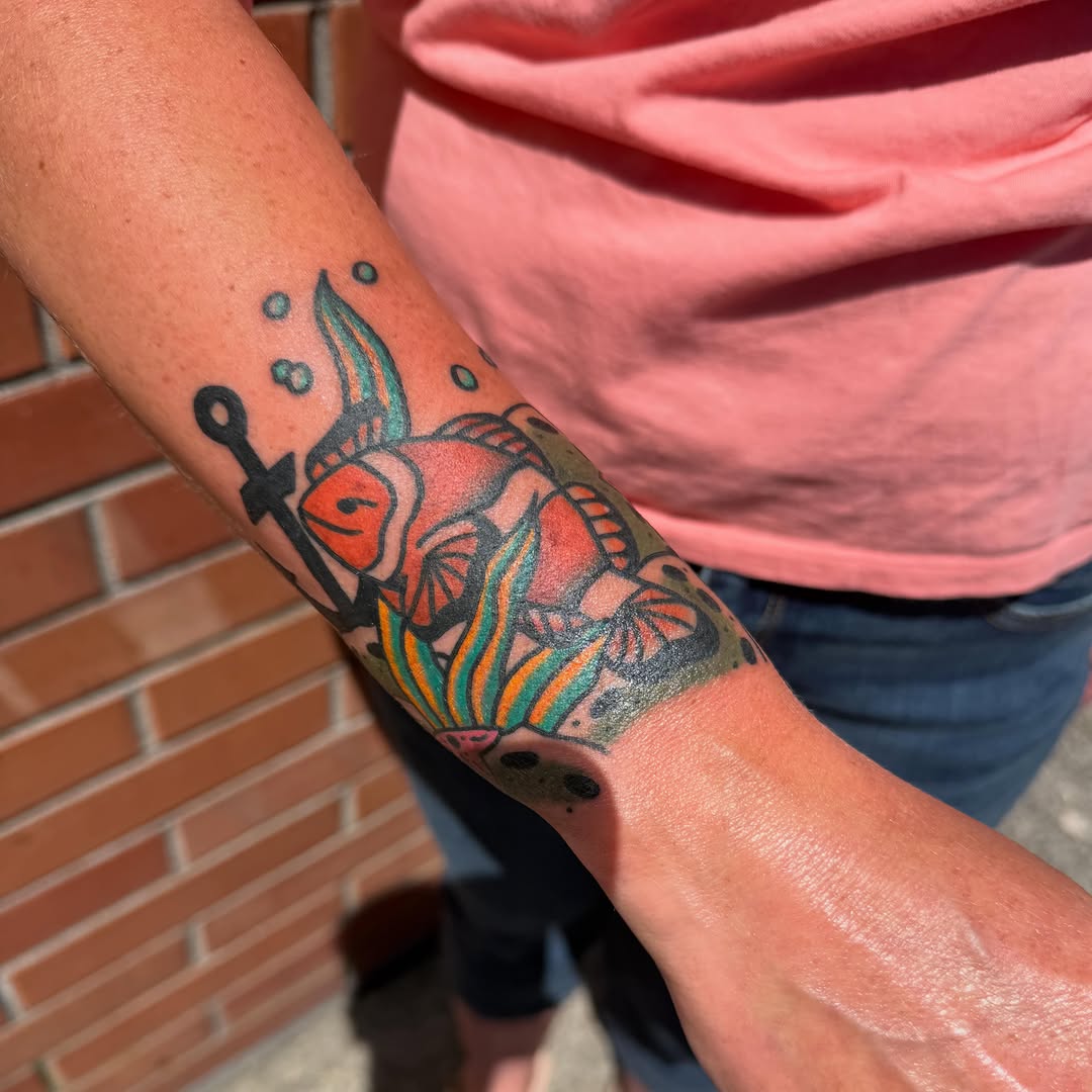 Tattoo by @discomark_ β american_traditional