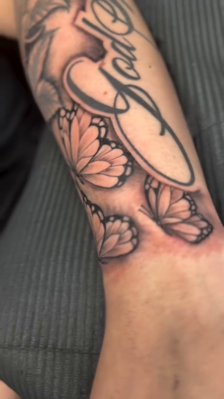 Tattoo by @jvy_den — fine_line, black_and_grey