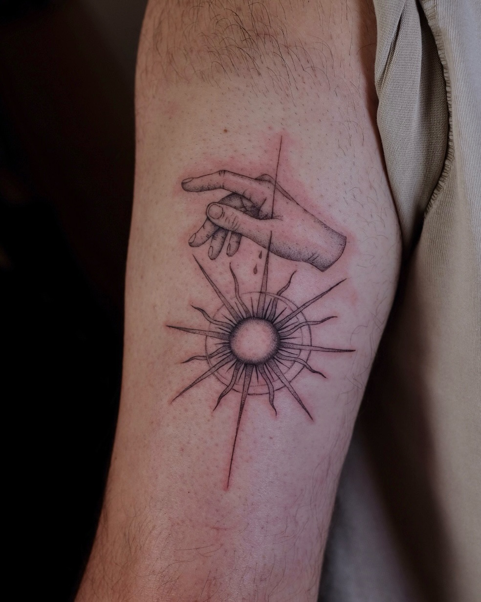 Tattoo by @sunpersimmon.tattoo — fine_line, black_and_grey