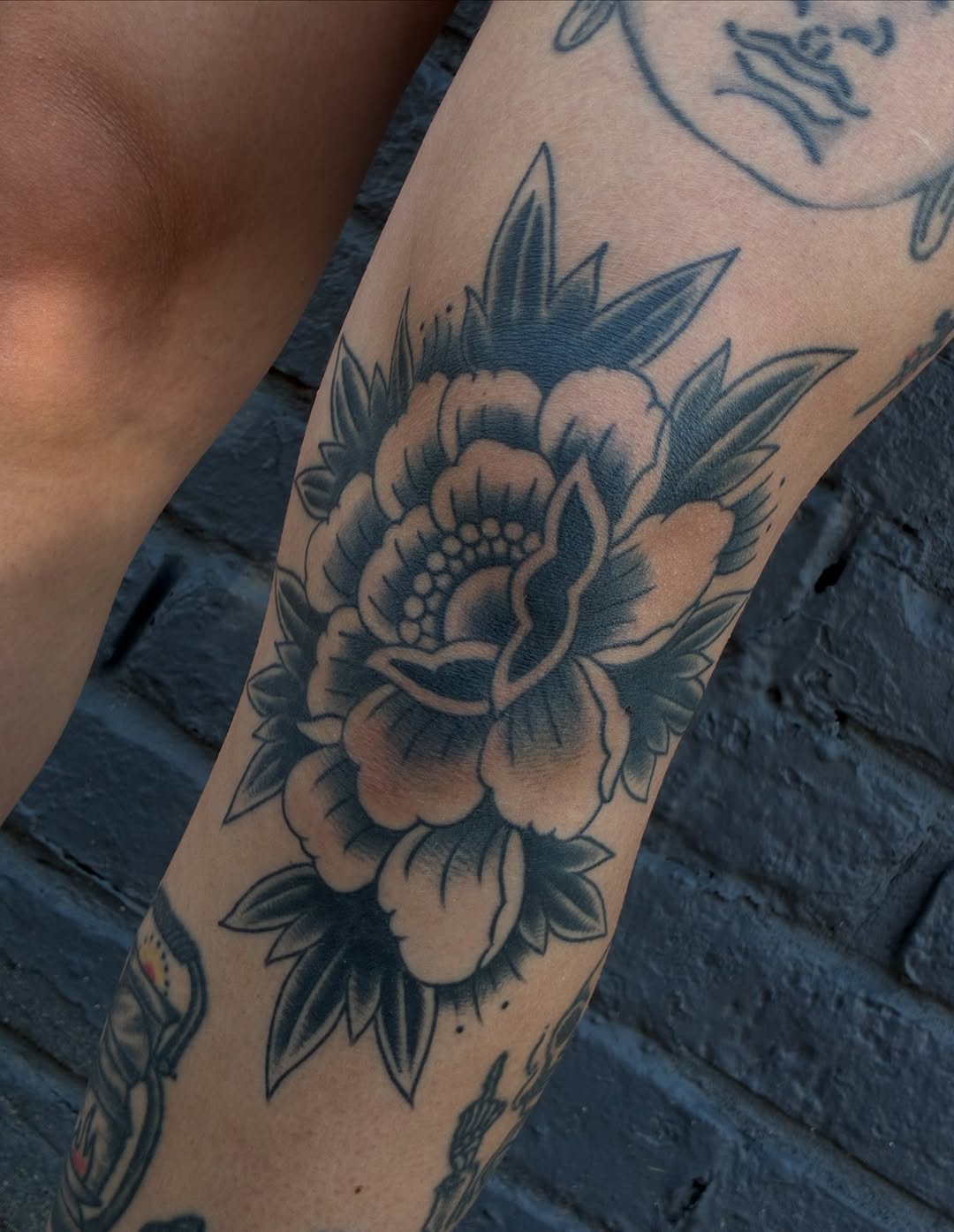 Tattoo by @fake.goth_ โ american_traditional