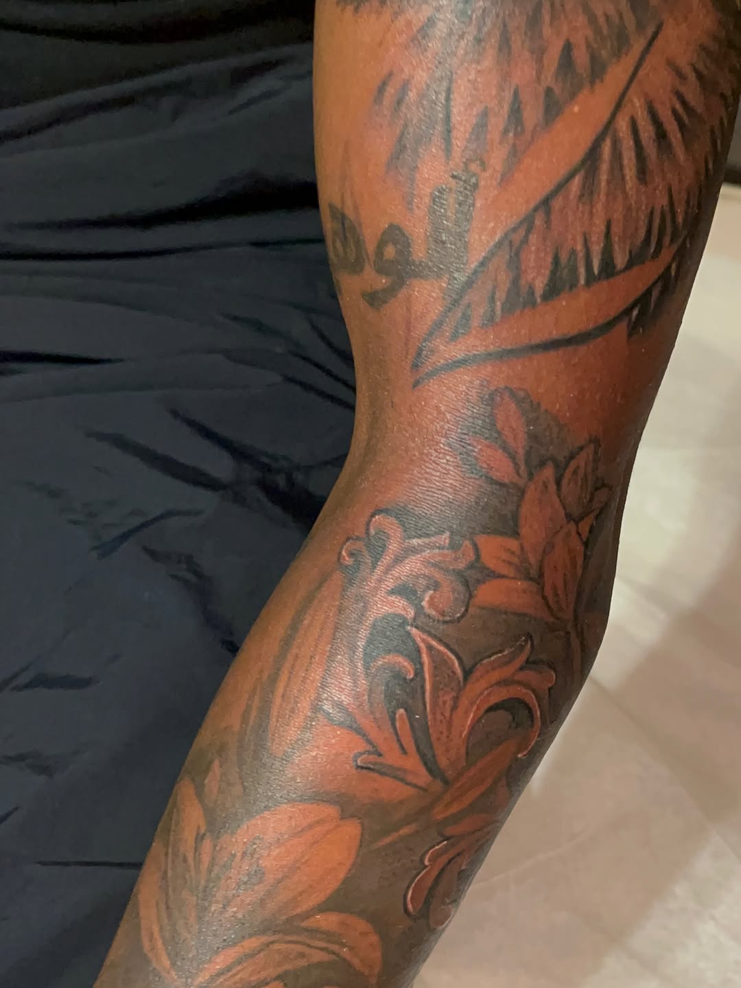 Tattoo by @xlynaeink โ black_and_grey, ornamental